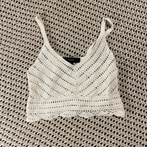 White crochet crop top tank top - Picture 1 of 8